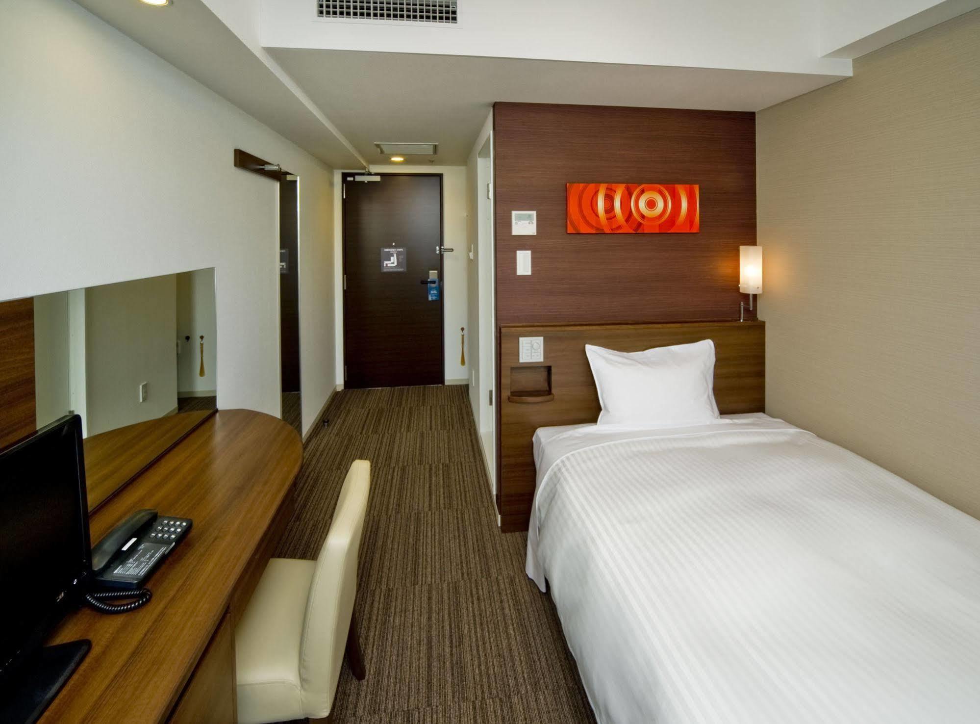 Sotetsu Fresa Inn Yokohama Totsuka Екстер'єр фото